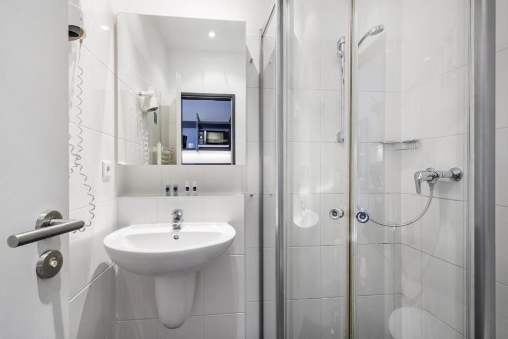 Hotel Luetzow 3*