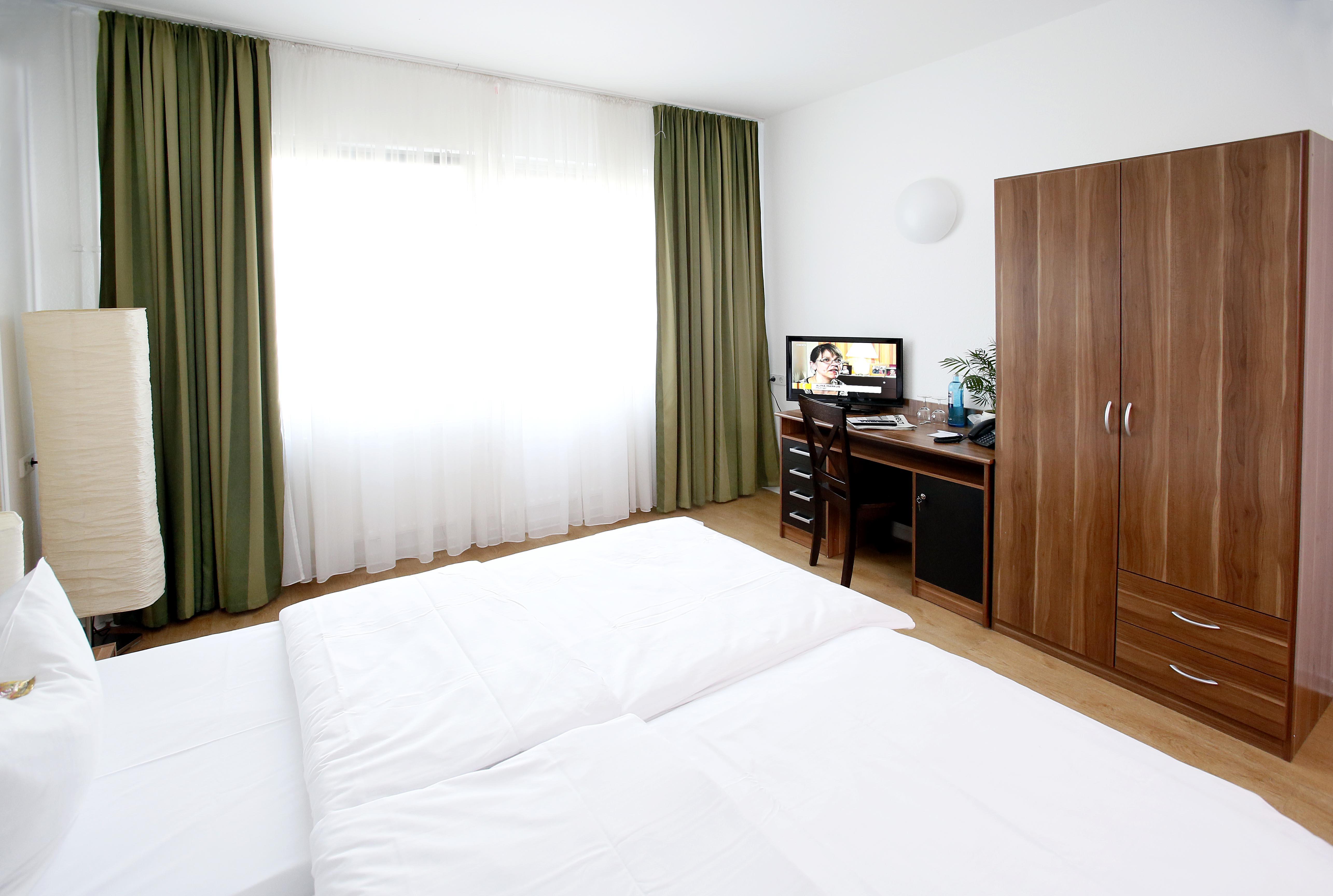 Hotel Lützow 3*