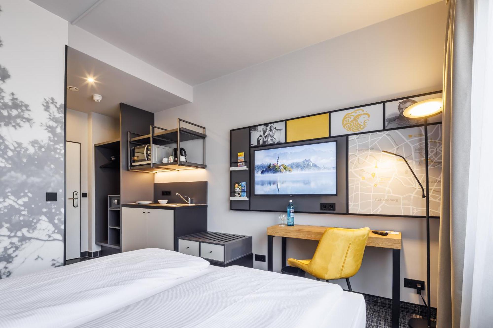 Lützow Hotel 3*