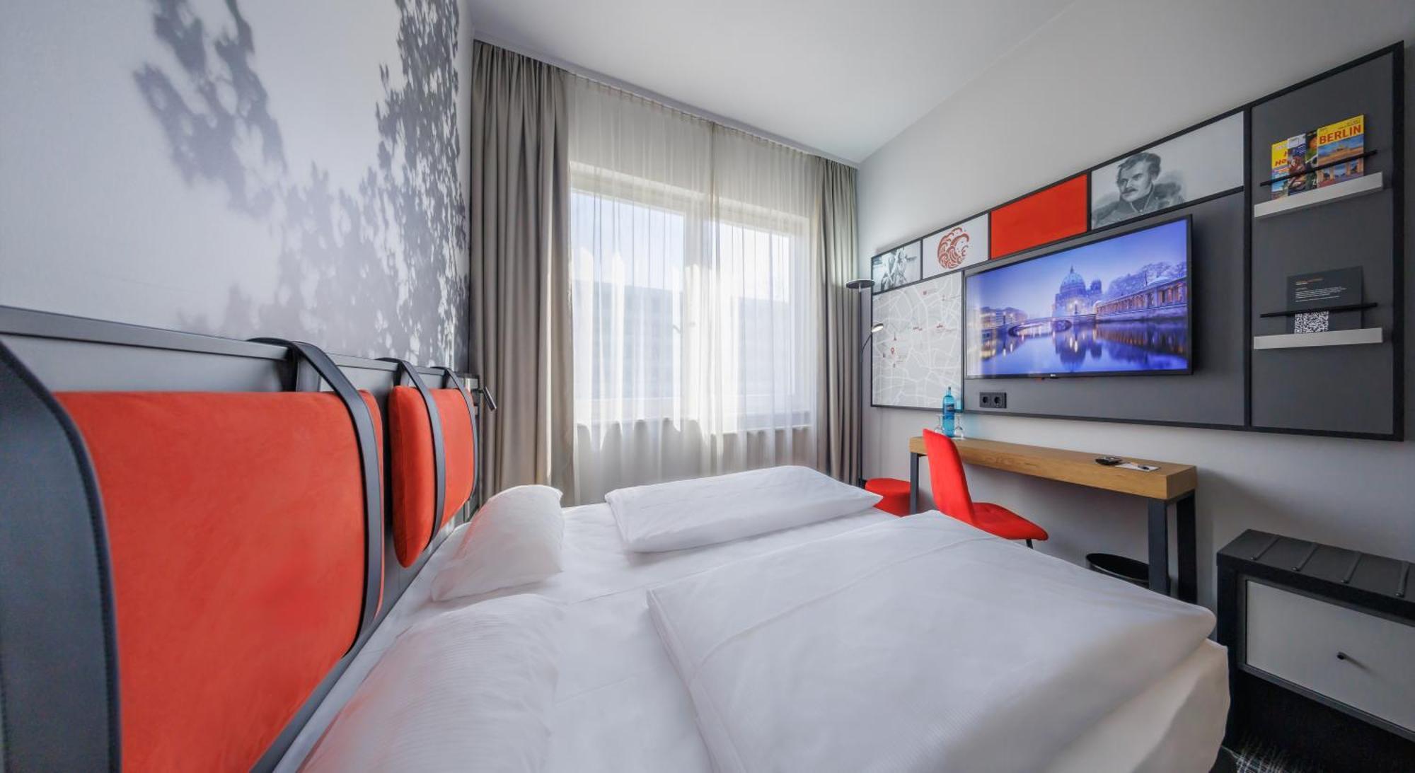 Hotel Lützow 3*